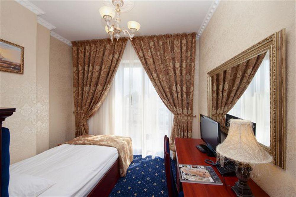 Boutique Hotel California (Adults Only) Odesa Exterior photo