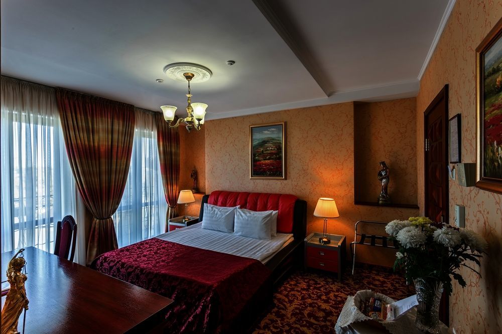 Boutique Hotel California (Adults Only) Odesa Exterior photo